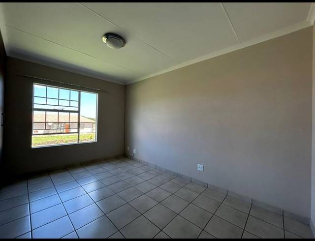 3 BEDROOM HOUSE FOR SALE IN NGWENYA RIVER ESTATE